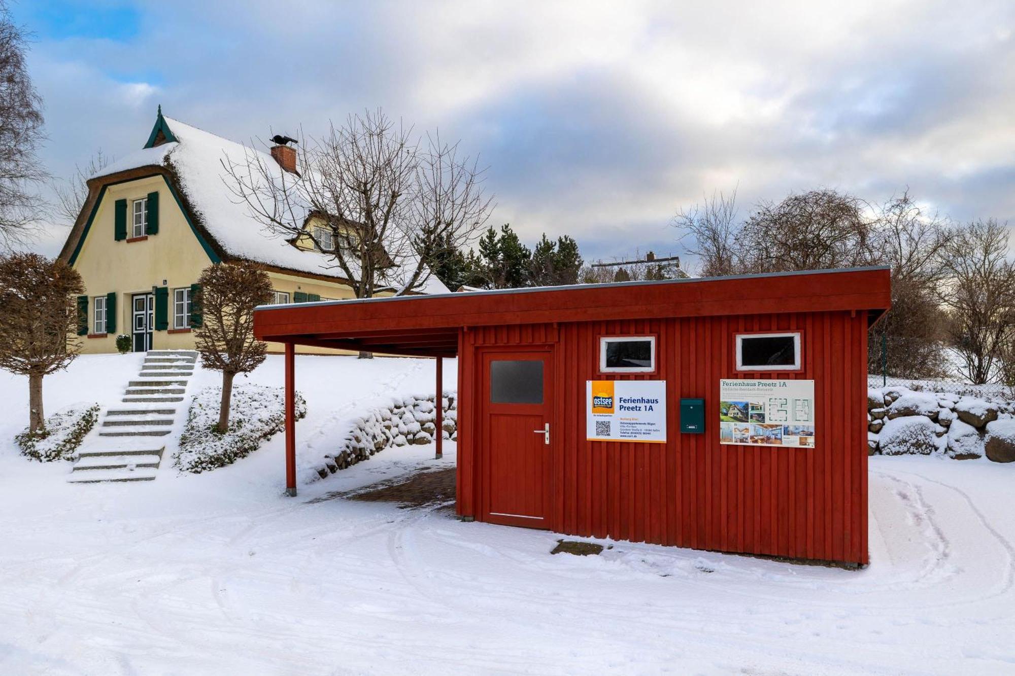 Ferienhaus Preetz 1A - Idylle Unter Reet Burtevitz Exterior foto