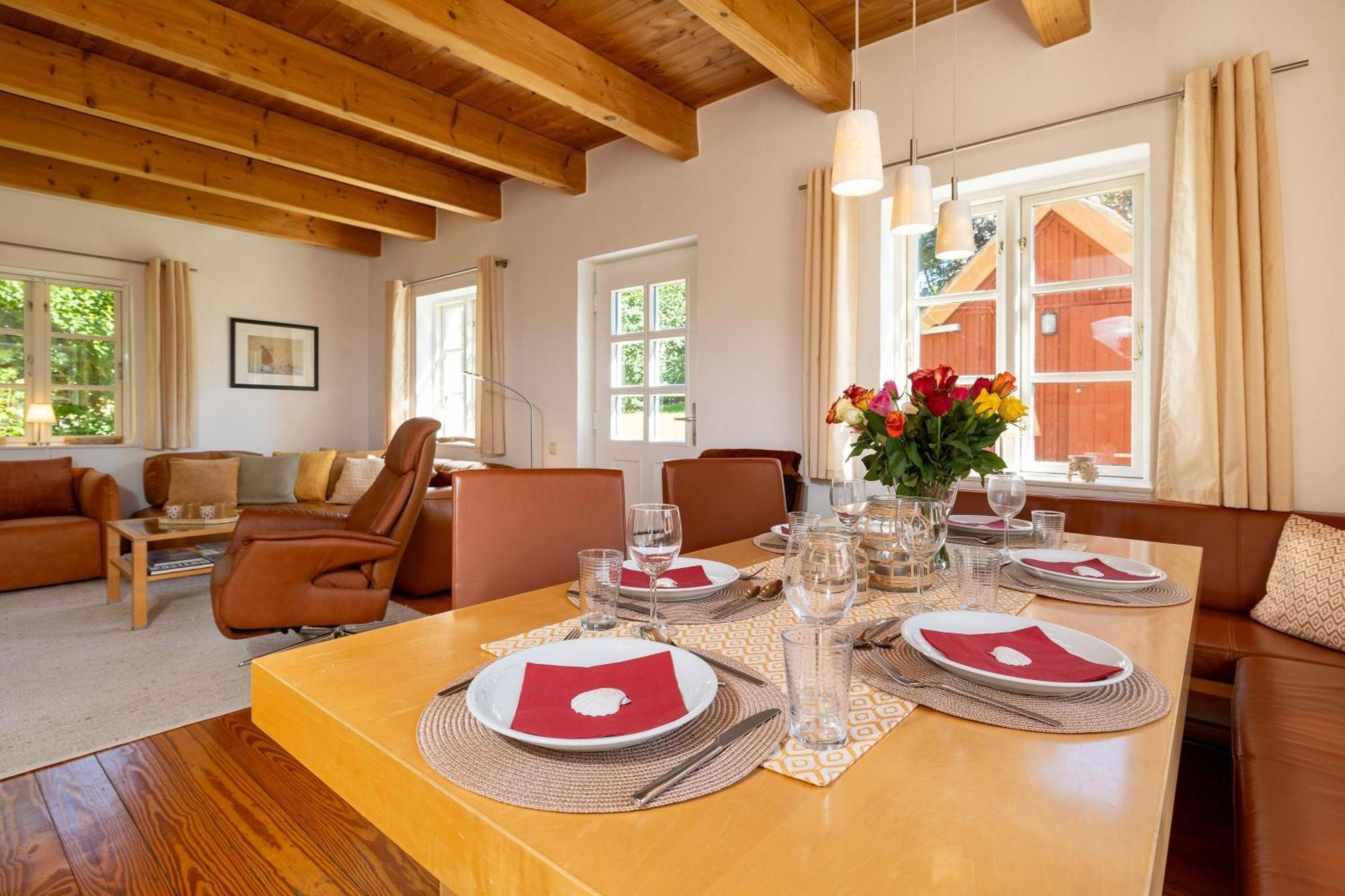 Ferienhaus Preetz 1A - Idylle Unter Reet Burtevitz Exterior foto